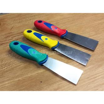 1.5 Inch Rubber Handle Scraper in Singapore - Image 1
