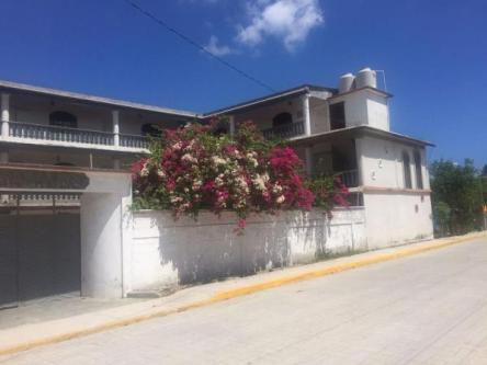 18 HABITACIONES EN RENTA en Tepoztlán - Imagen 1