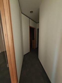 1900 Sqft Office for Rent in Riggat Al Buteen Near Union Metro in Dubai - Image 9