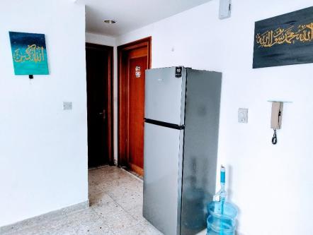 1BHK FLAT FOR RENT 5000 FULL FURNISHED in Abu Dhabi - Image 3