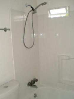 2 Bedroom Apartment for Rent in Youngstown - Image 2