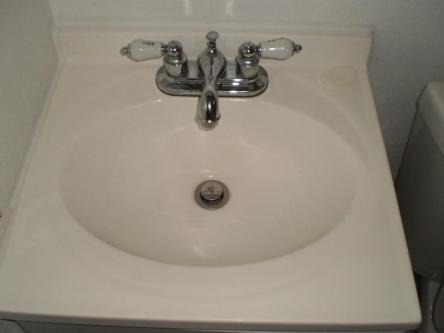 2 Bedroom Apartment for Rent in Youngstown - Image 1