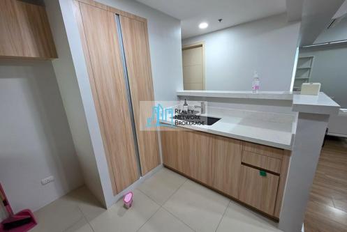 2 Bedroom In Solinea Tower 3 For Rent in Cebu City - Image 11