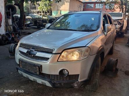 2007 Chev captiva 3.2 automatic NOW STRIPPING FOR SPARES in Rustenburg - Image 2