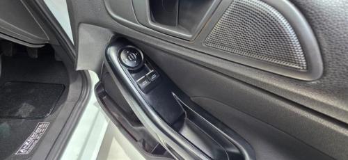 2016 FORD FIESTA 1.4 AMBIENTE 5DR in Pretoria - Image 7