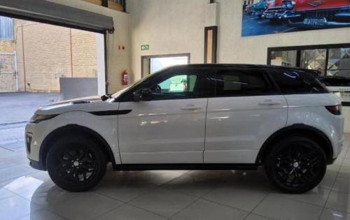 2017 Land Rover Range Rover Evoque HSE Dynamic Si4 Selected R91 in Benoni - Image 5