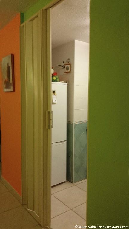 PUERTAS PLEGABLES DE PVC en España - Imagen 3