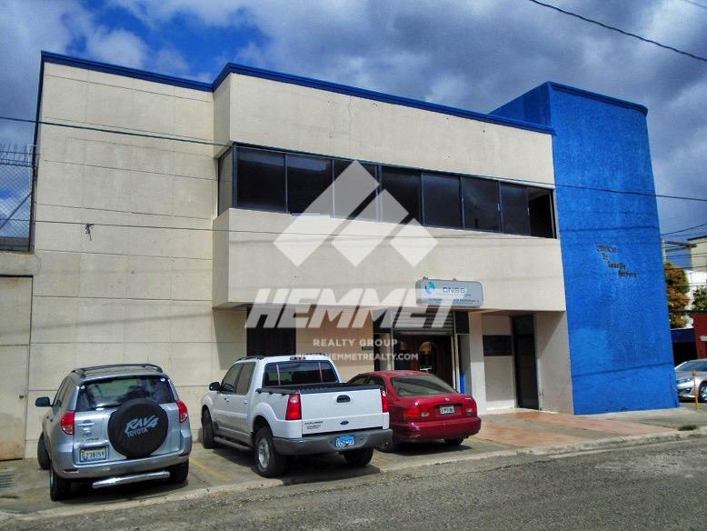 LOCAL PARA OFICINAS RENTA JARDINES METROPOLITANOS SANTIAGO en Licey al Medio - Imagen 1