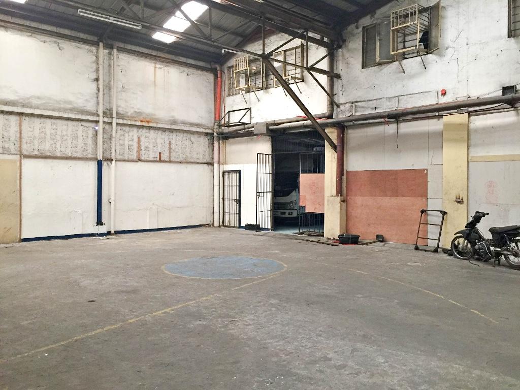 Paranaque,Sucat Warehouse/Commercial for Rent in San Pedro - Image 3