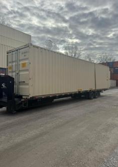 20ft 40ft Storage Containers in Newark - Image 2