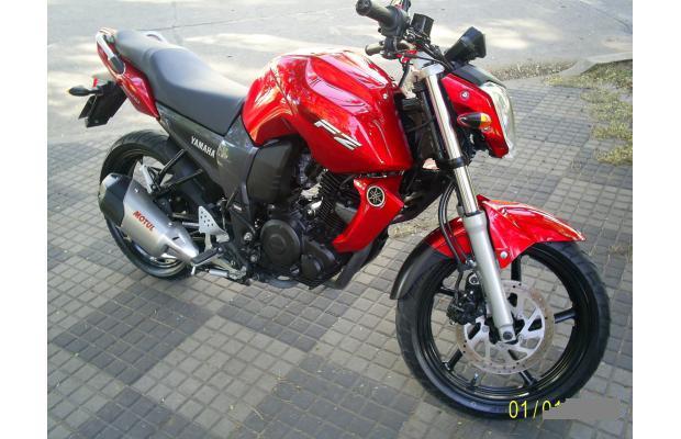 YAMAHA FZ 2013 IMPECABLE ! en Ciudad Celina - Imagen 1