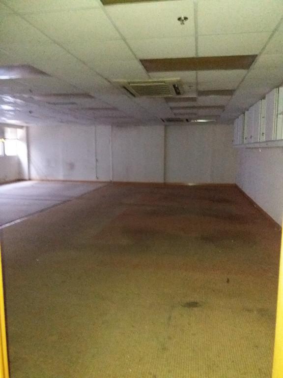 FOR RENT OFFICE in Sai Wan Ho - Image 1