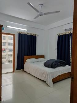 3-Bed Flat for Long-Term Rent in Bashundhara R/A in Dhaka - Image 5
