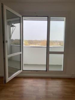 3 Zimmer mit Ausblick in Mosigkau - Bild 1