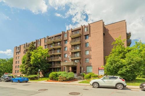 300 Rue Saint-Georges in Saint-Lambert - Image 1
