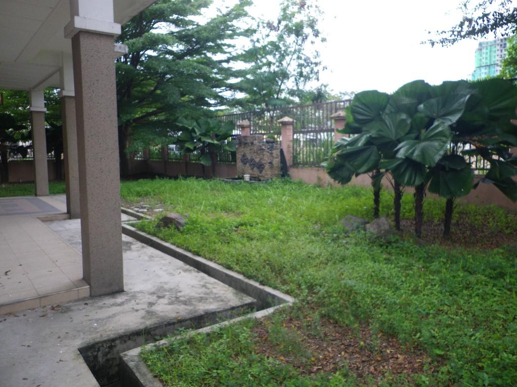 Kepong Laman Rimbunan 3-sty Corner House For Sale in Kuang - Image 5