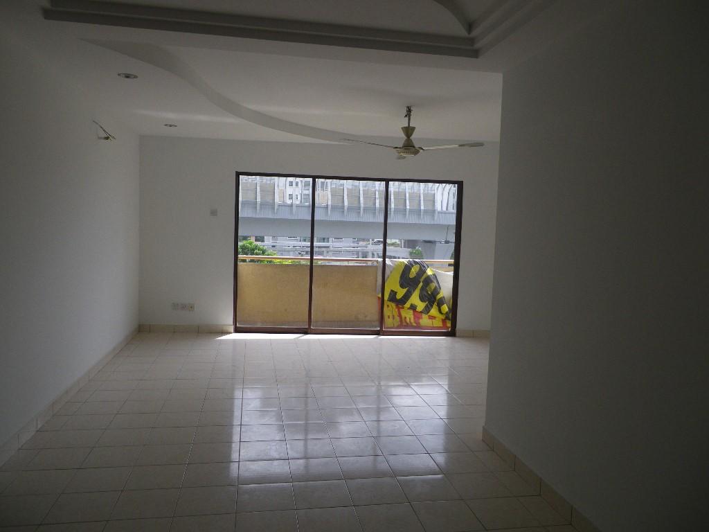 Kota Damansara Palm Springs Condominium For Rent in Kuang - Image 4