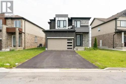 301 FREURE DRIVE in Cambridge - Image 1