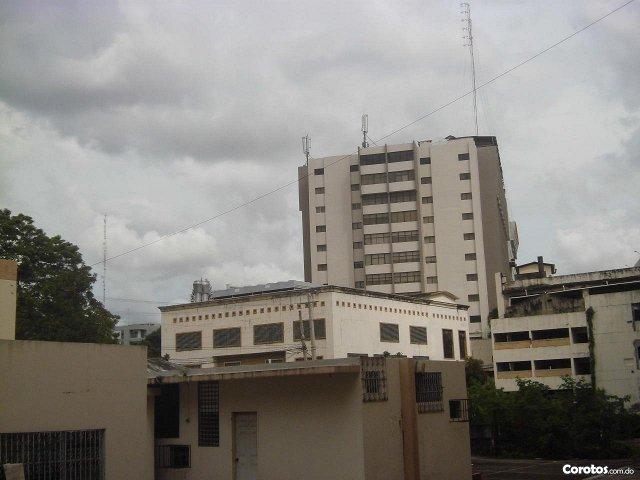 En Naco, 9300 de Solar, con 5 edificios, 1 Local, 2 casas, etc. en San Cristóbal - Imagen 5