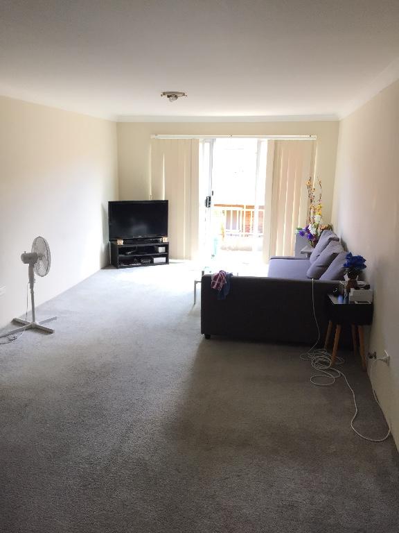 Room sharing in Smithfield - Image 4