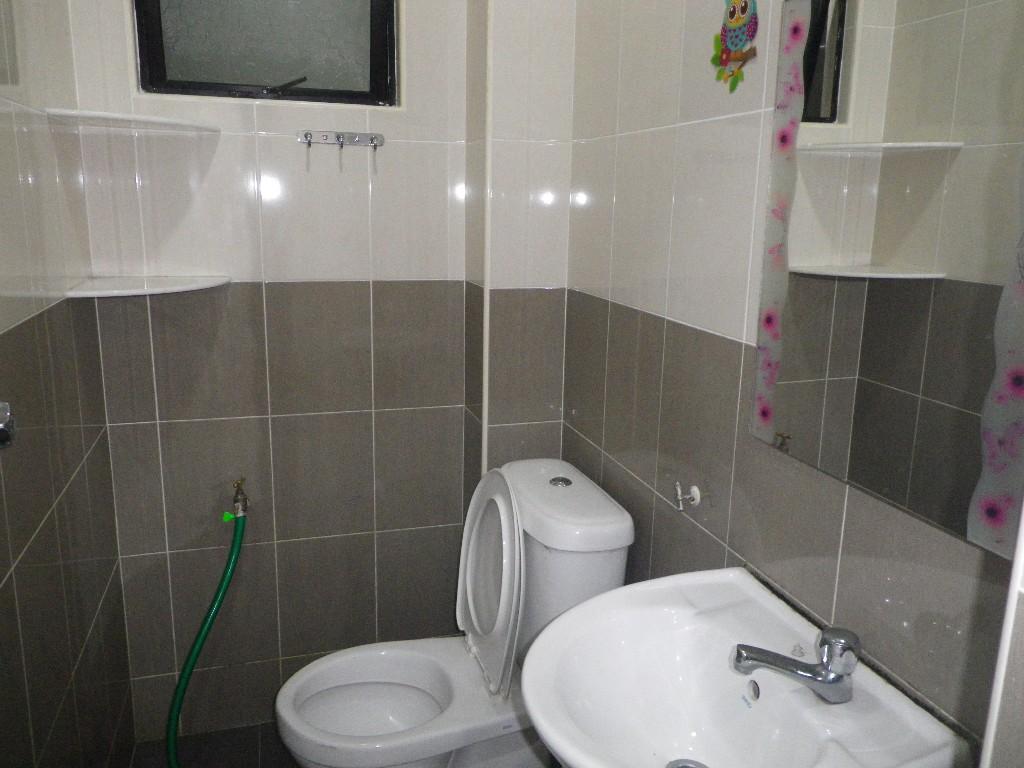 Saujana Damansara 2-sty intermediate house to let in Ladang Seri Kundang - Image 7