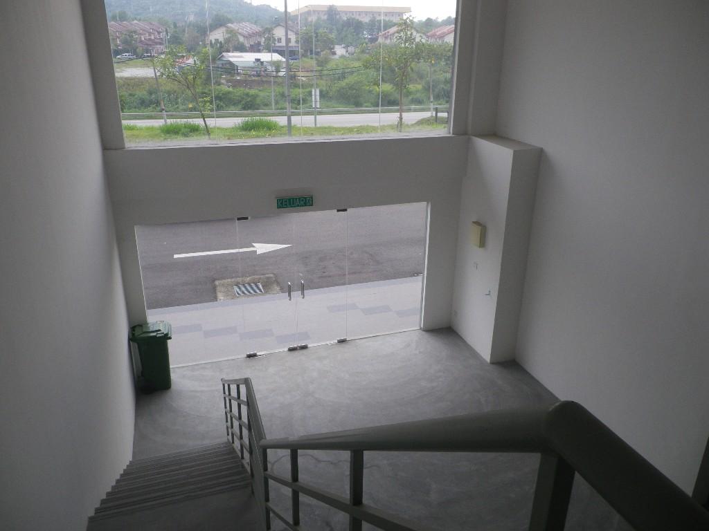 ​Rawang The Maisons Boulevard 3.5-sty Intermediate Shop For Rent in Ladang Seri Kundang - Image 4