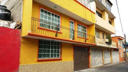 AMPLIA CASA EN CALLE PRIVADA en Agrícola Oriental Norte - Imagen 1