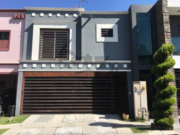 CASA EN SECTOR PRIVADO en San Pedro Garza García - Imagen 1