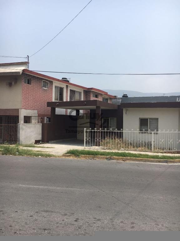 CASA DE UNA PLANTA EN RENTA en Monterrey (MTY) - Imagen 1