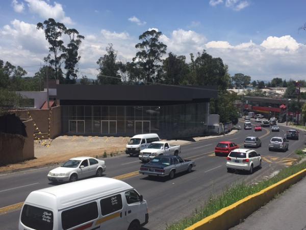 LOCALES COMERCIALES EN RENTA SOBRE AVENIDA PRINCIPAL en Tlaxcala - Imagen 1