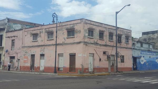 EN RENTA COMO TERRENO. en Veracruz - Imagen 1