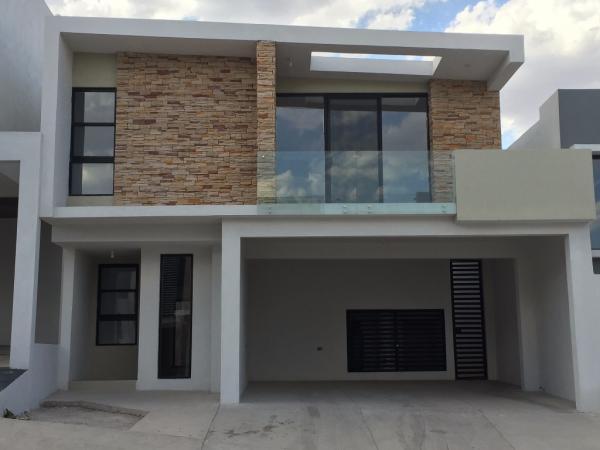 HERMOSA CASA EN RENTA ALBATERRA III en Chihuahua - Imagen 1