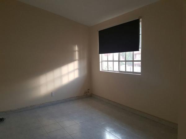 CASA SOLA EN RENTA en Ciudad López Mateos - Imagen 12