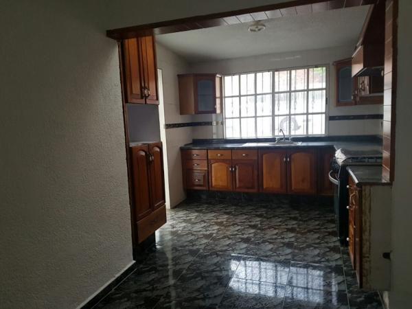 CASA SOLA EN RENTA en Ciudad López Mateos - Imagen 16