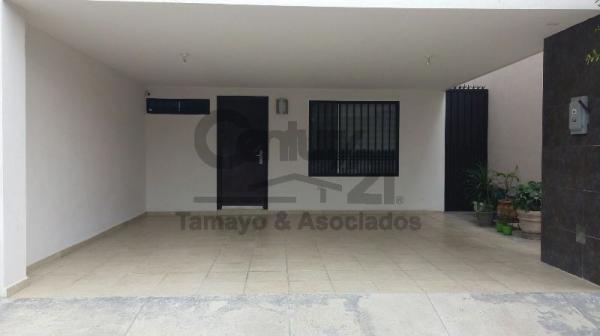 IMPECABLE CASA EN UBICACION PRIVILEGIADA en San Pedro Garza García - Imagen 2