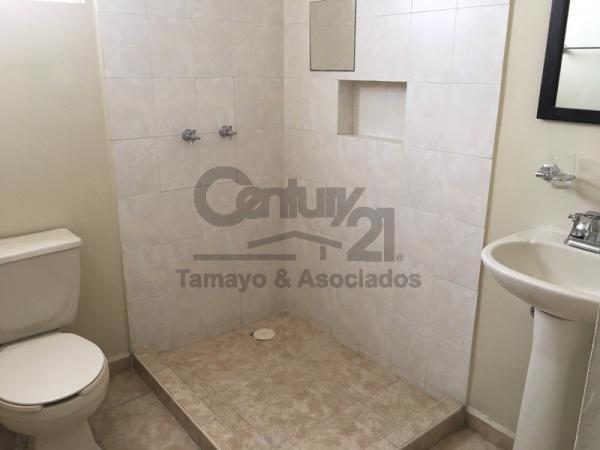 EXCELENTE PROPIEDAD EN RENTA en San Pedro Garza García - Imagen 10