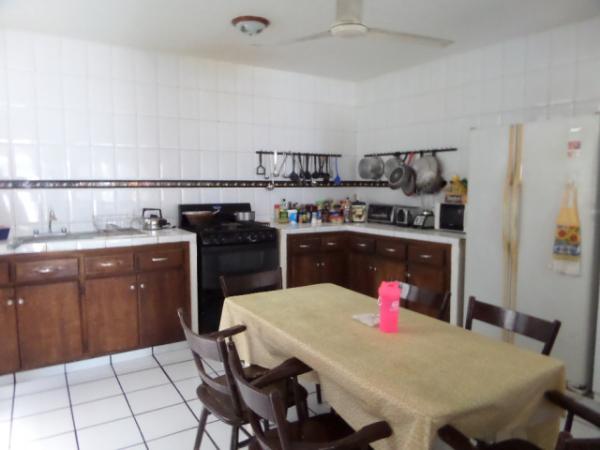 CASA CON EXCELENTE VISTA BUENOS ACABADOS en Acapulco - Imagen 7