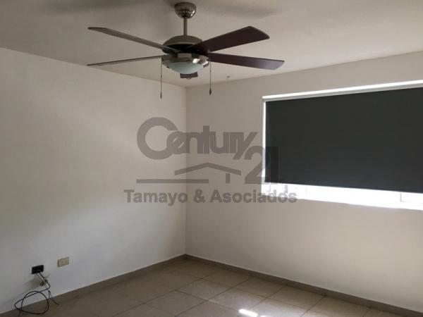 EXCELENTE PROPIEDAD EN RENTA en San Pedro Garza García - Imagen 9