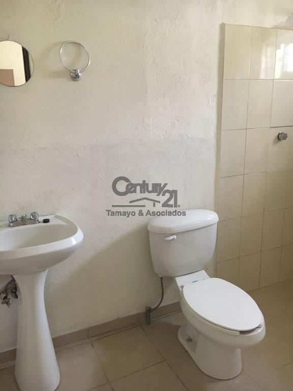 CASA DE UNA PLANTA EN RENTA en Monterrey (MTY) - Imagen 11