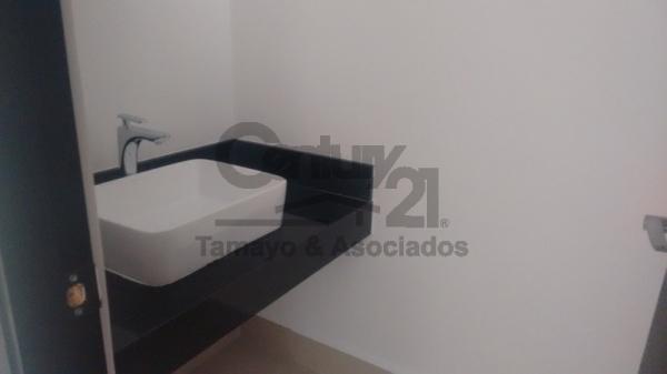 BONITA CASA NUEVA EN RENTA en San Pedro Garza García - Imagen 7