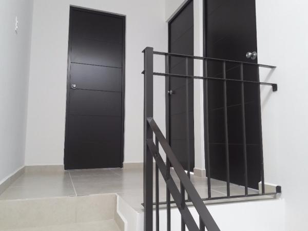 CASA EN RENTA EN CONDOMINIO RESIDENCIAL en Aguascalientes (AGS) - Imagen 4