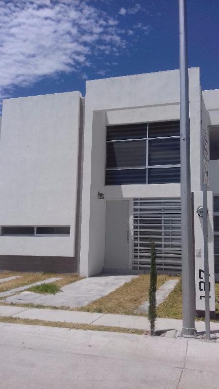 CASA EN RENTA en Aguascalientes (AGS) - Imagen 2
