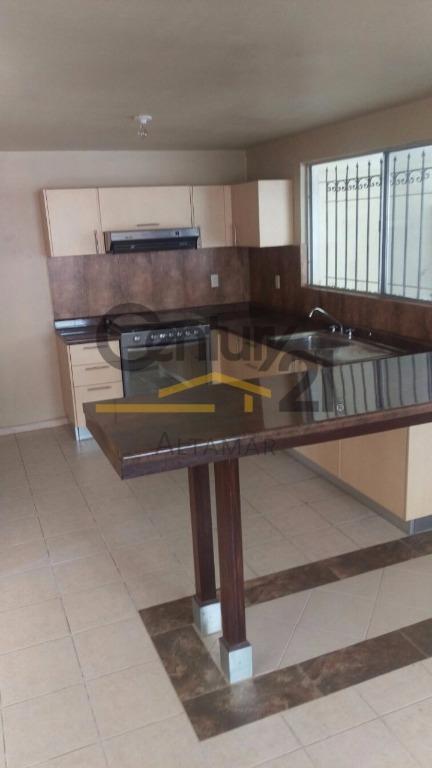 CASA RESIDENCIAL DE 2 NIVELES en Tampico - Imagen 6