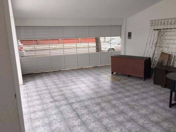 CASA EN RENTA MUY AMPLIA EXCELENTE PARA OFICINAS. en Tejería - Imagen 13