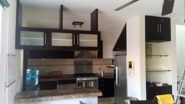 HERMOSA CASA EN RENTA AMUEBLADA CON ALBERCA, ACABADOS MODERNOS. en Tejería - Imagen 7