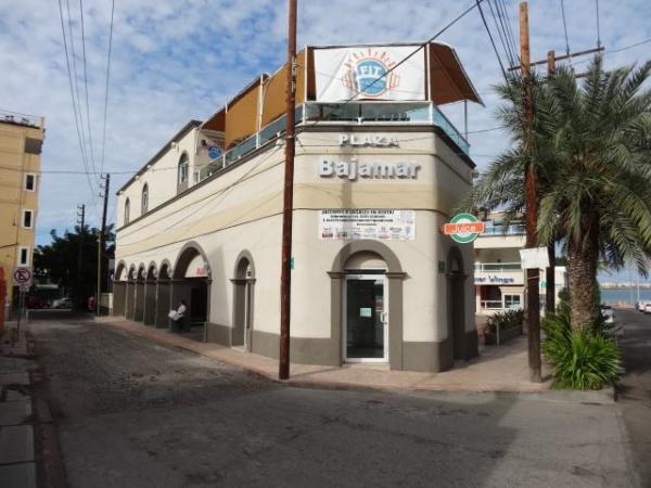 LOCAL L18 PLAZA BAJA MAR en La Paz - Imagen 4