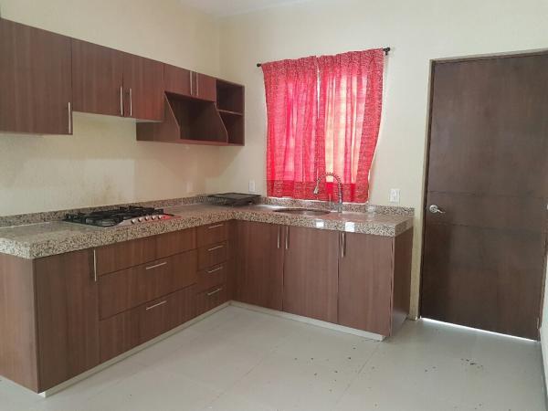 SE RENTA CASA EN FRACC. CANTERIAS en Ciudad del Carmen - Imagen 4