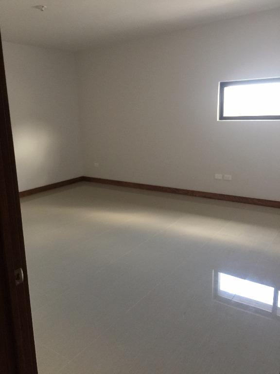 HERMOSA CASA EN RENTA ALBATERRA III en Chihuahua - Imagen 8