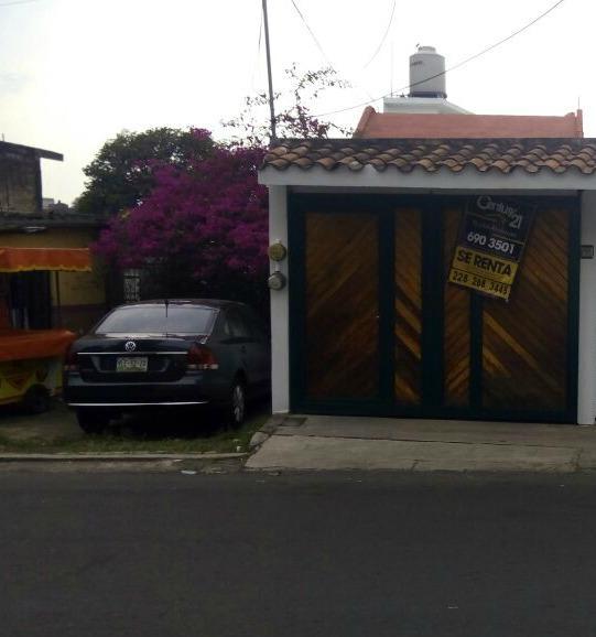 CASA EN RENTA EN COLONIA CARRILLO PUERTO en Coatepec - Imagen 2