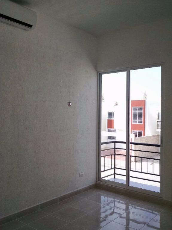 MAGNIFICA CASA EN RENTA CD. CAUCEL en Mérida - Imagen 8
